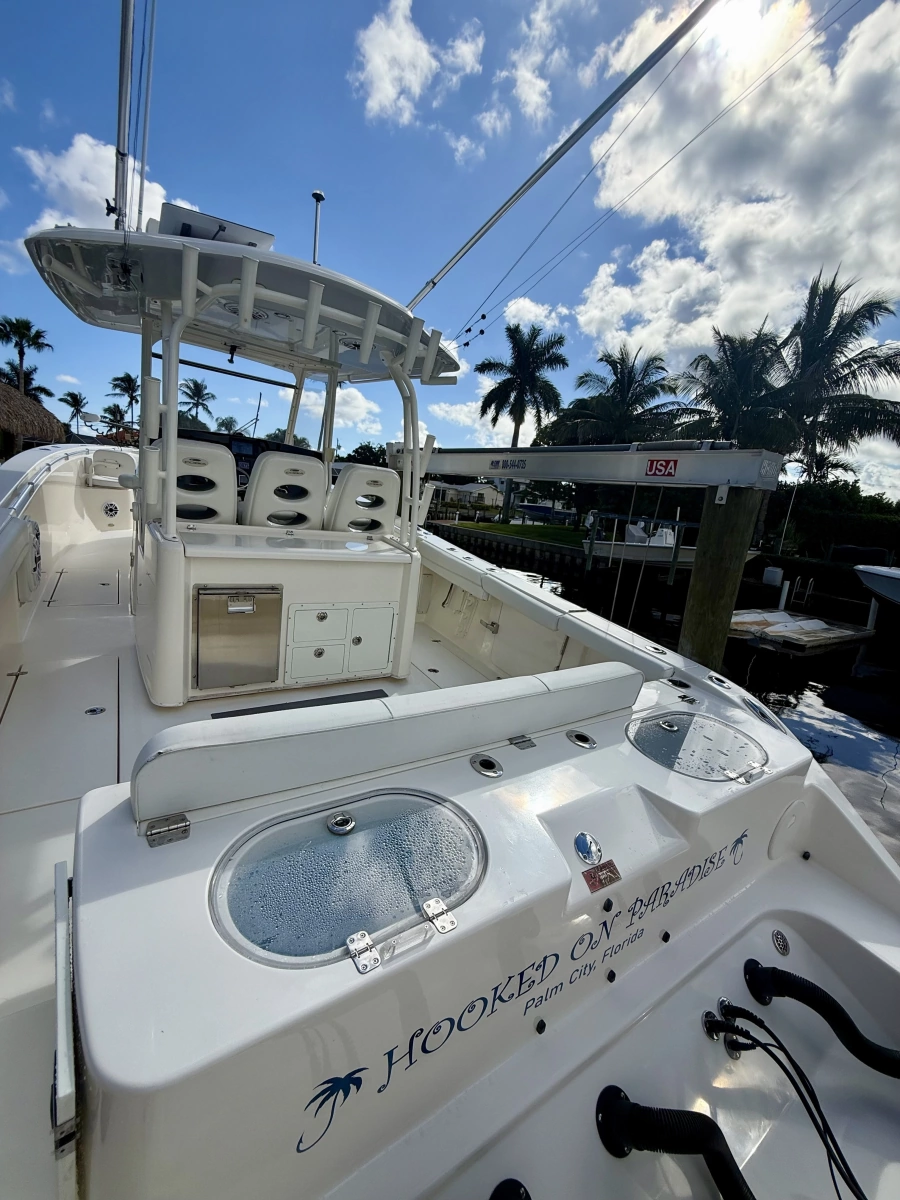 2021 Cobia 350