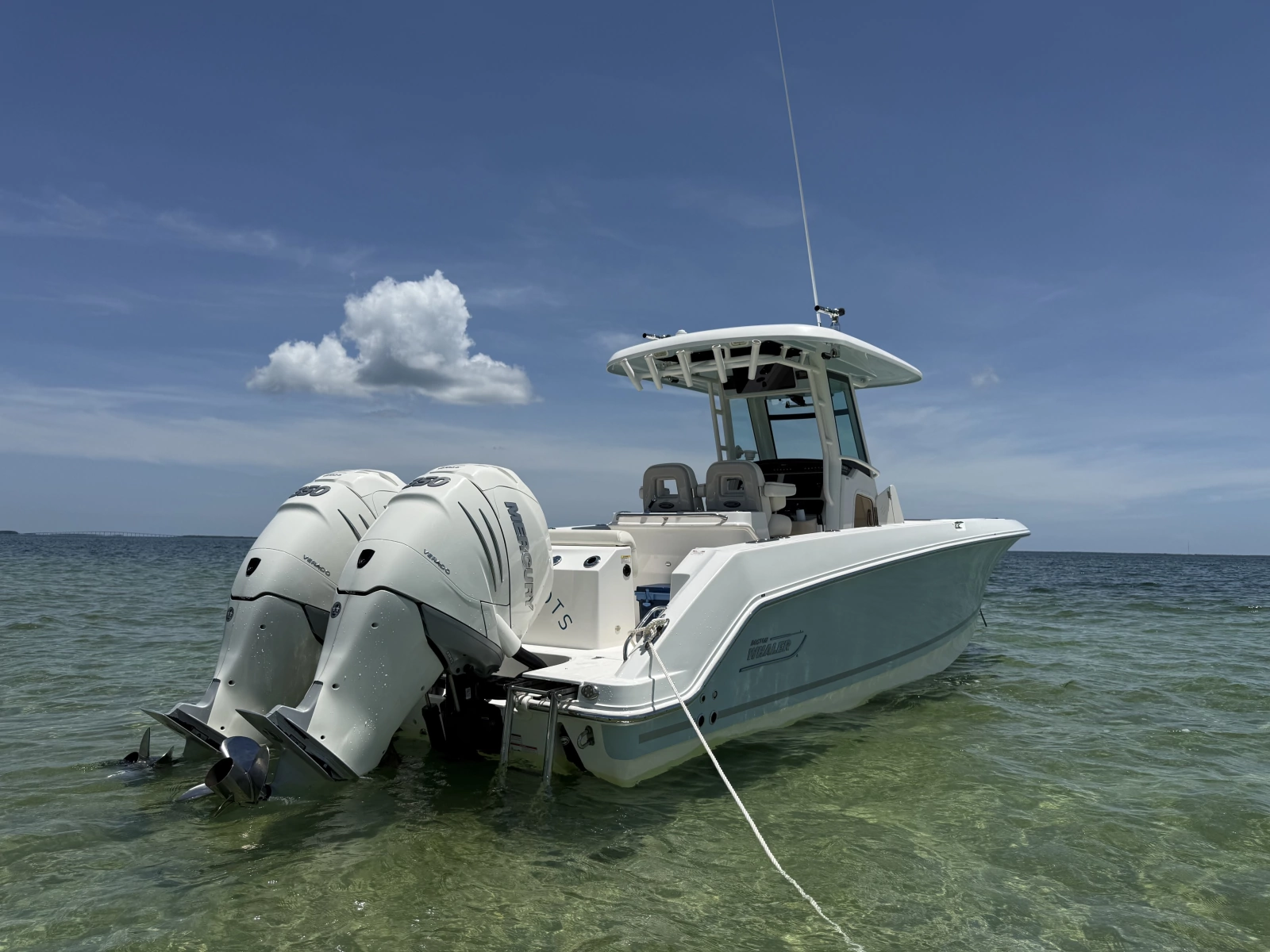 2019 Boston Whaler 280 Outrage