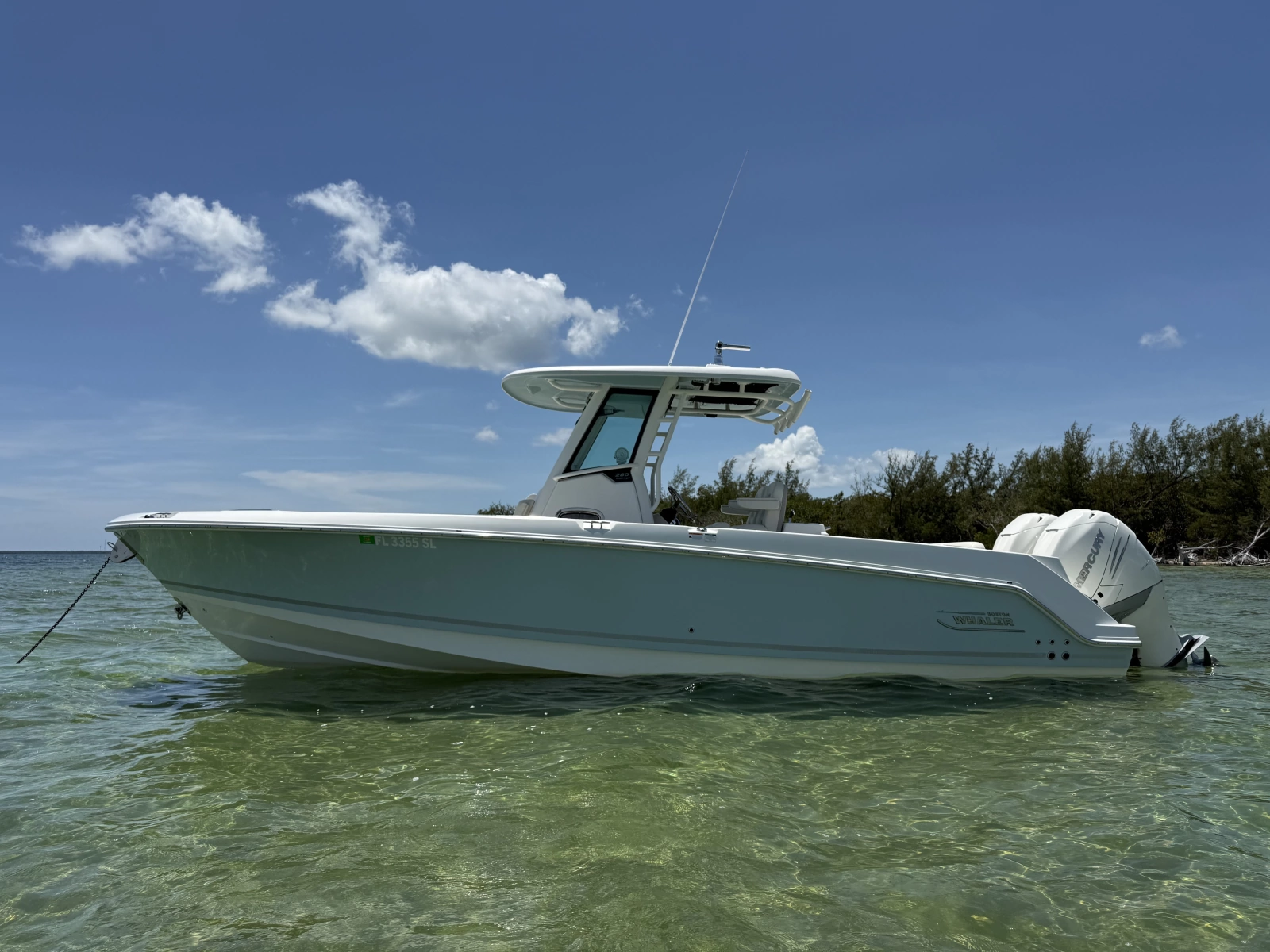 2019 Boston Whaler 280 Outrage