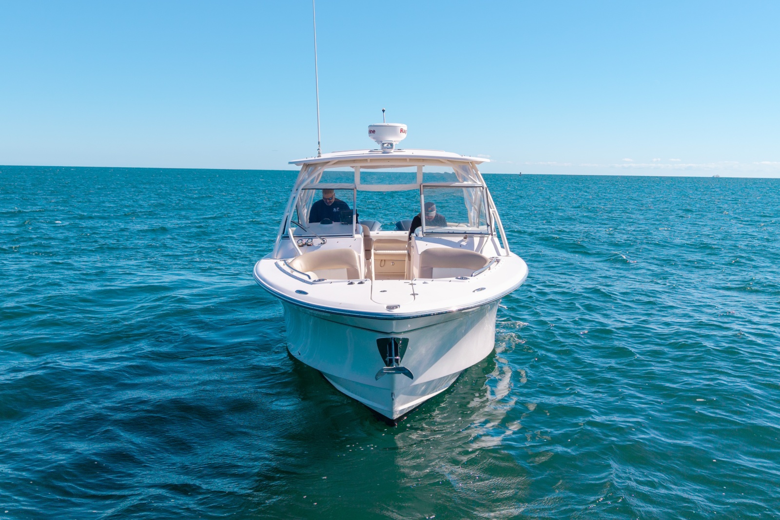 2014 Grady-White 307 Freedom