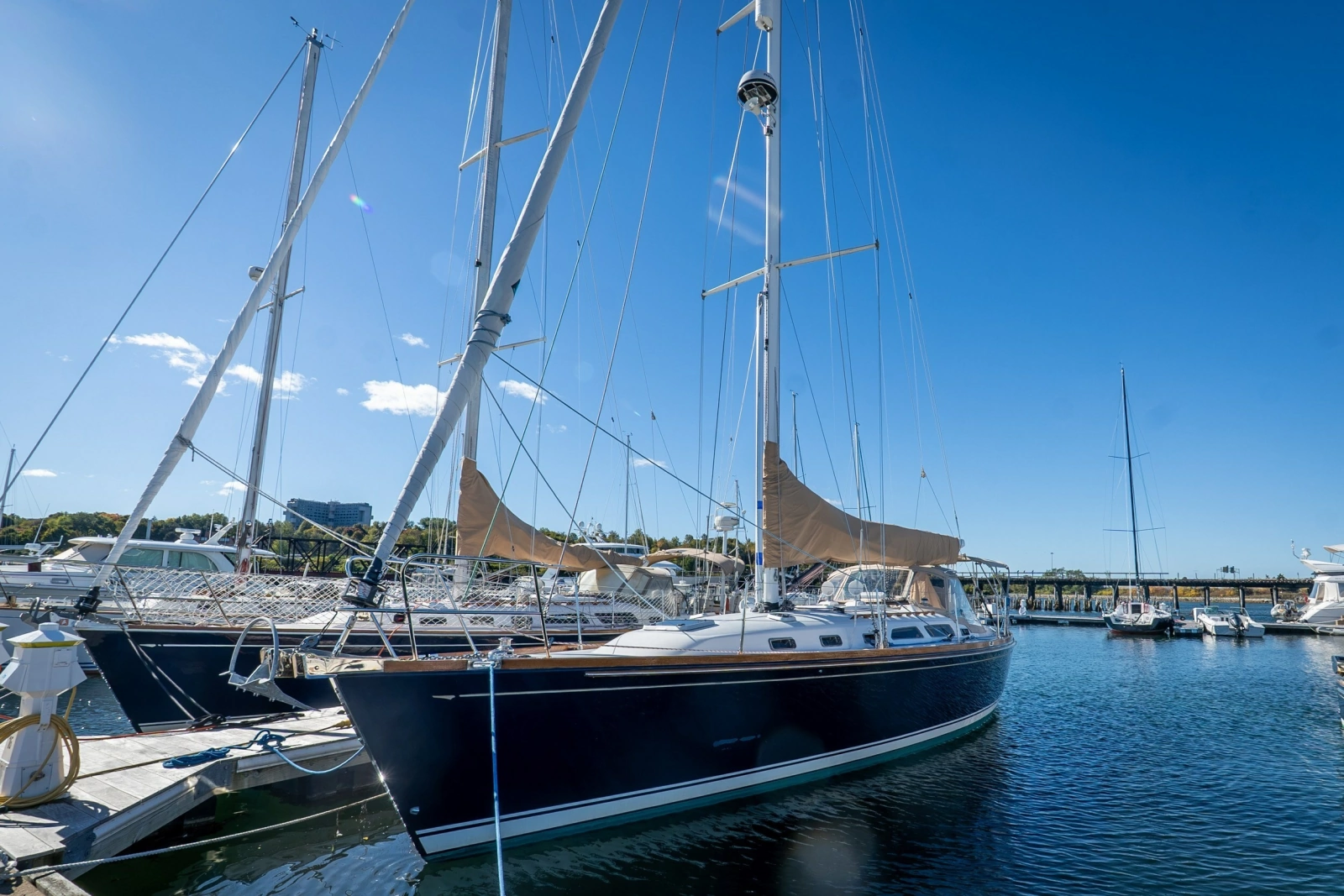 2005 Sabre 426