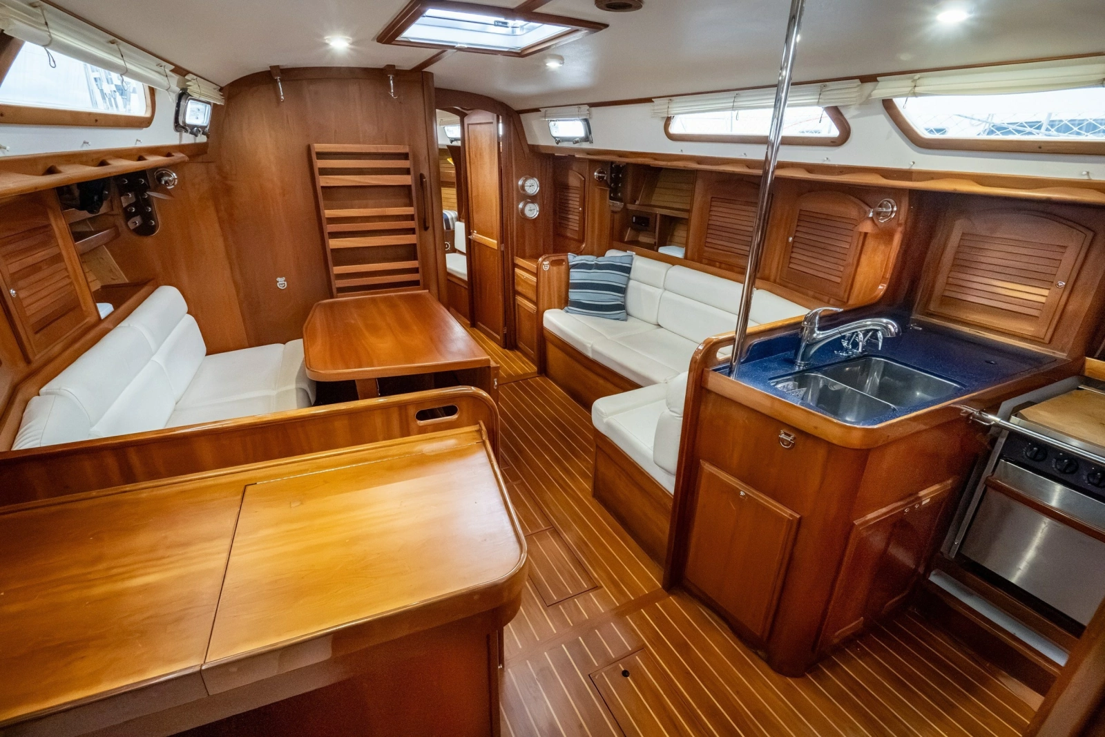 2005 Sabre 426