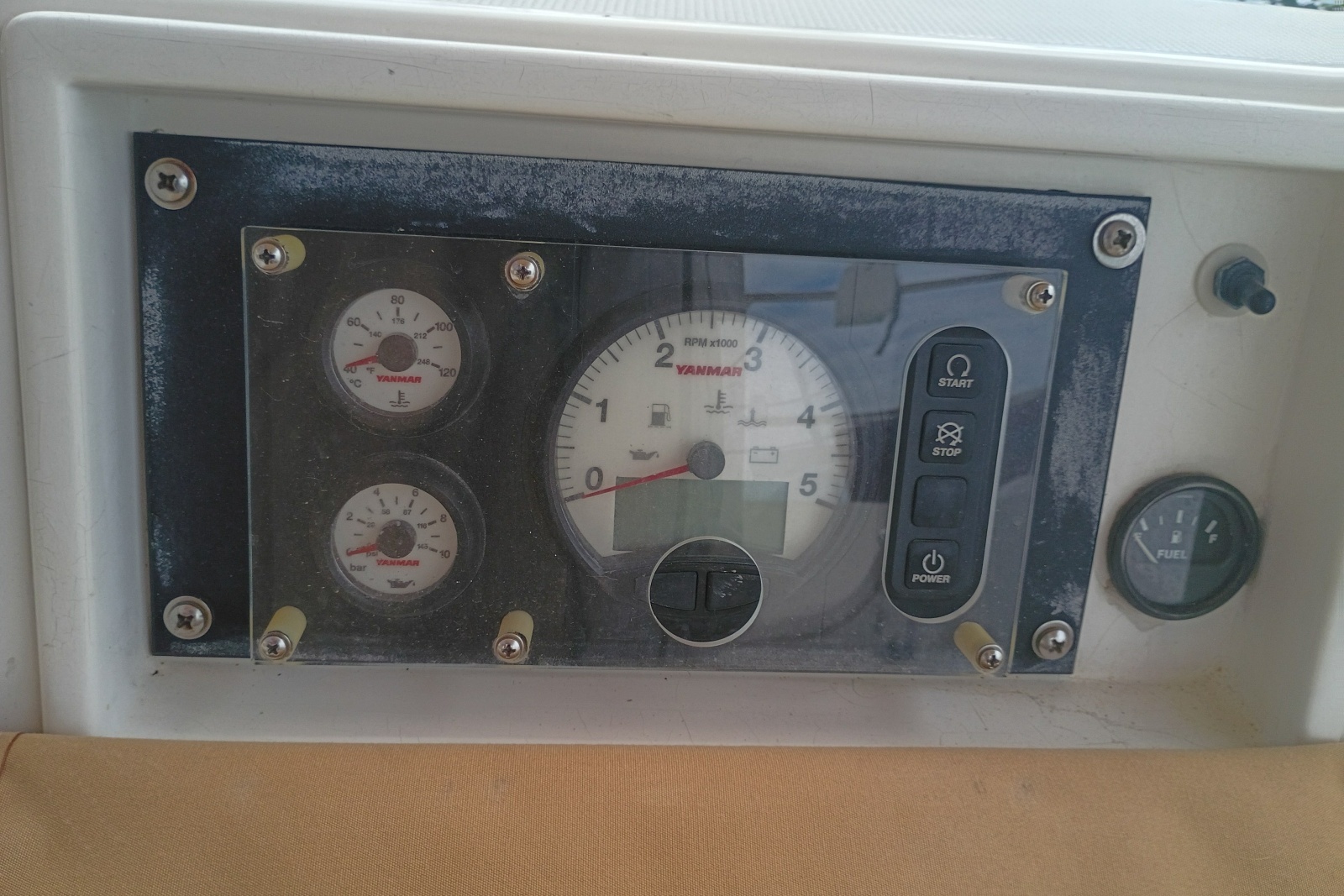 2005 Sabre 426