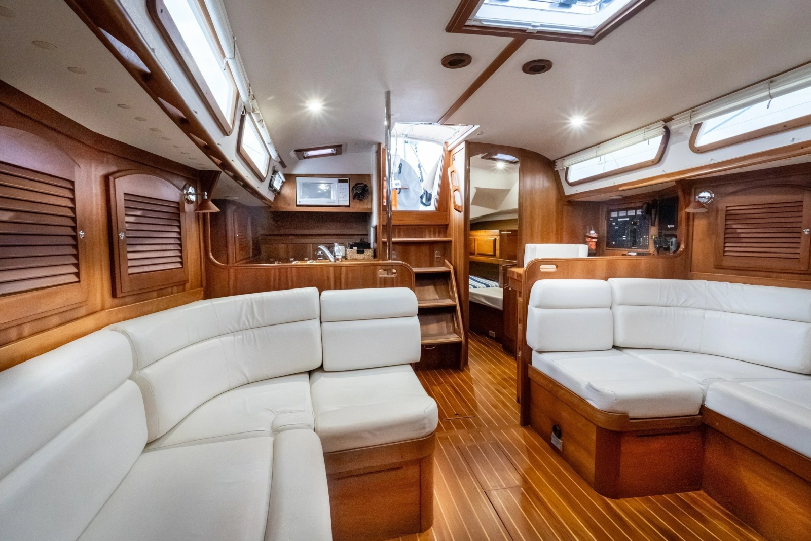 2005 Sabre 426