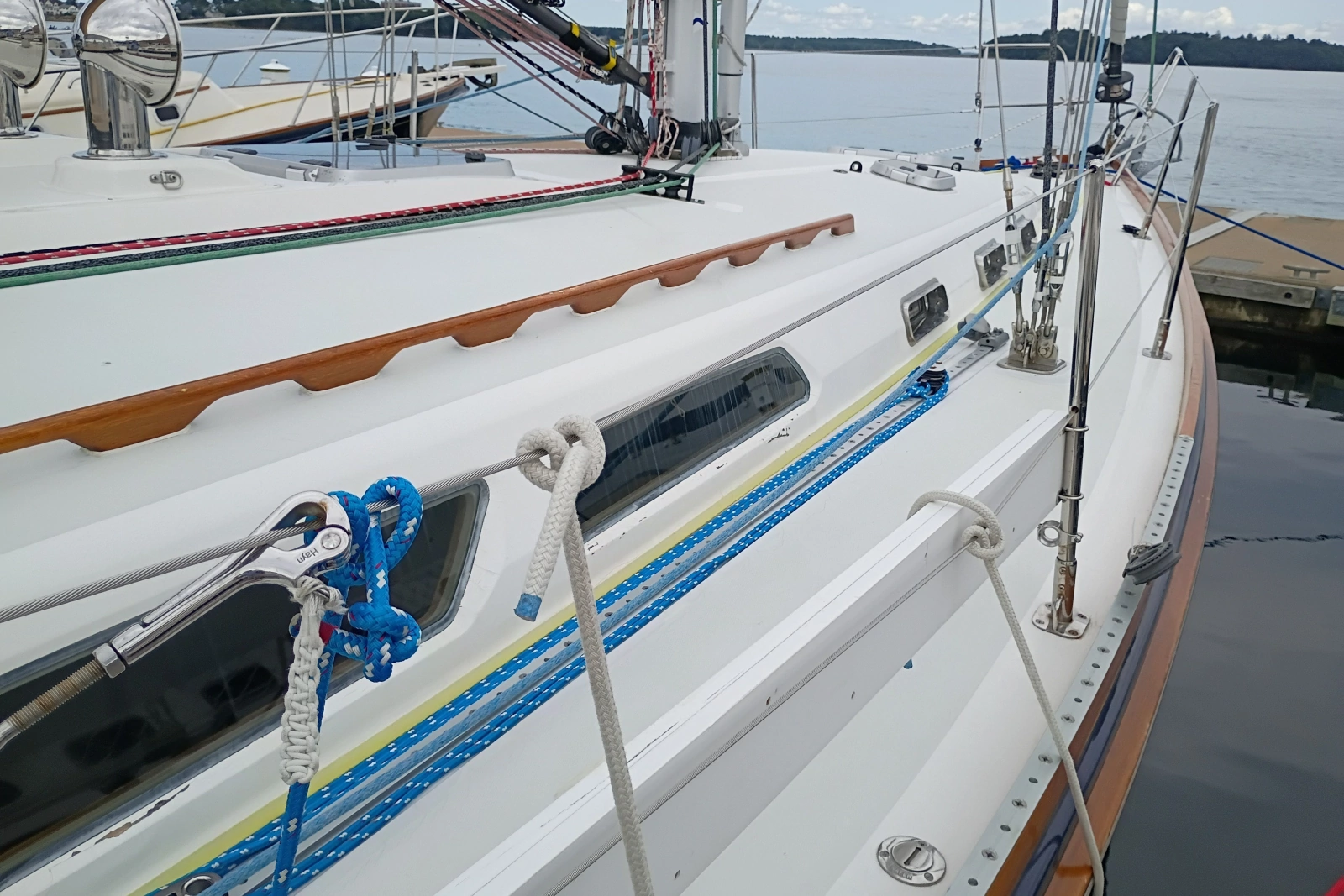 2005 Sabre 426