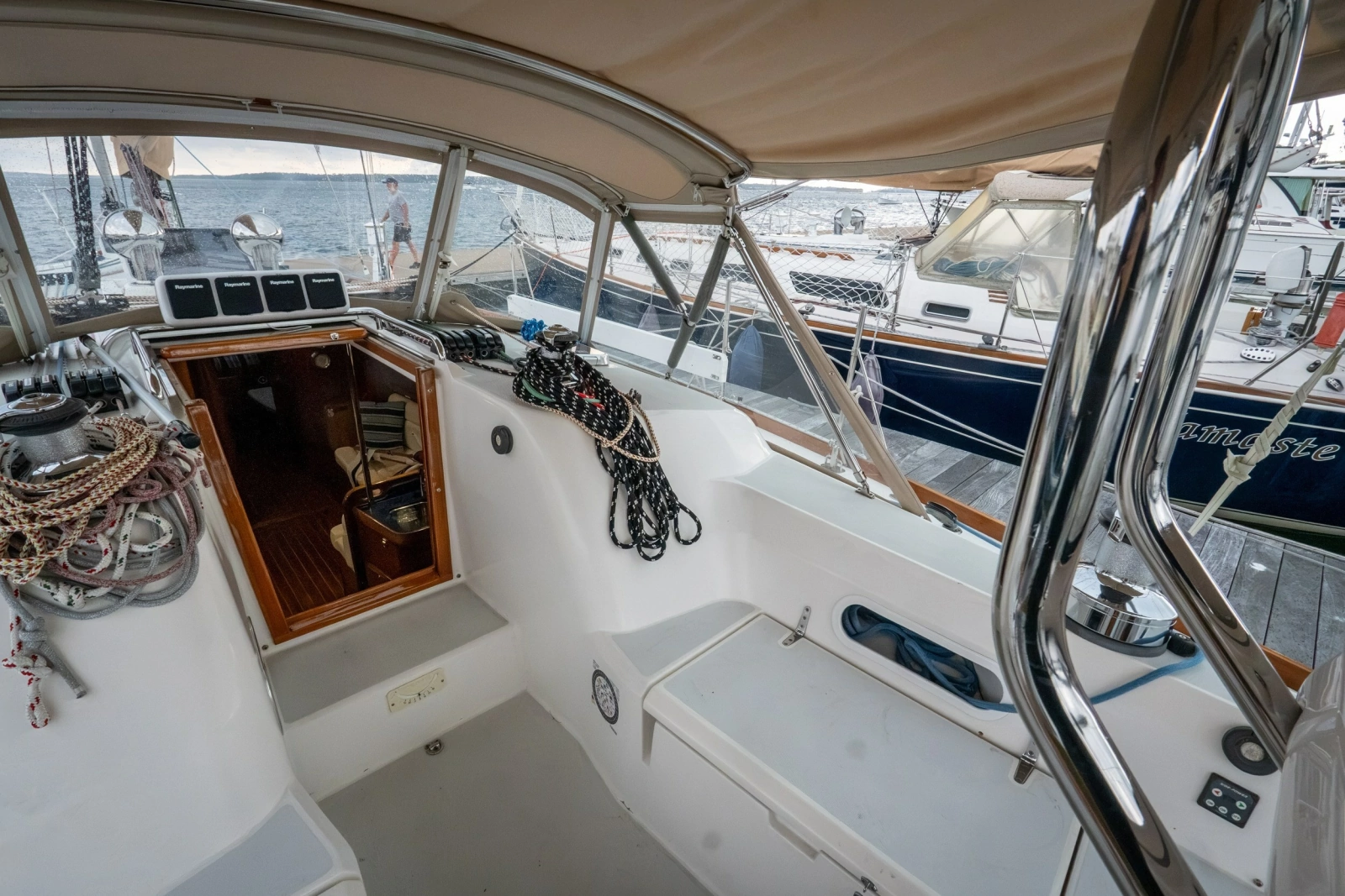 2005 Sabre 426