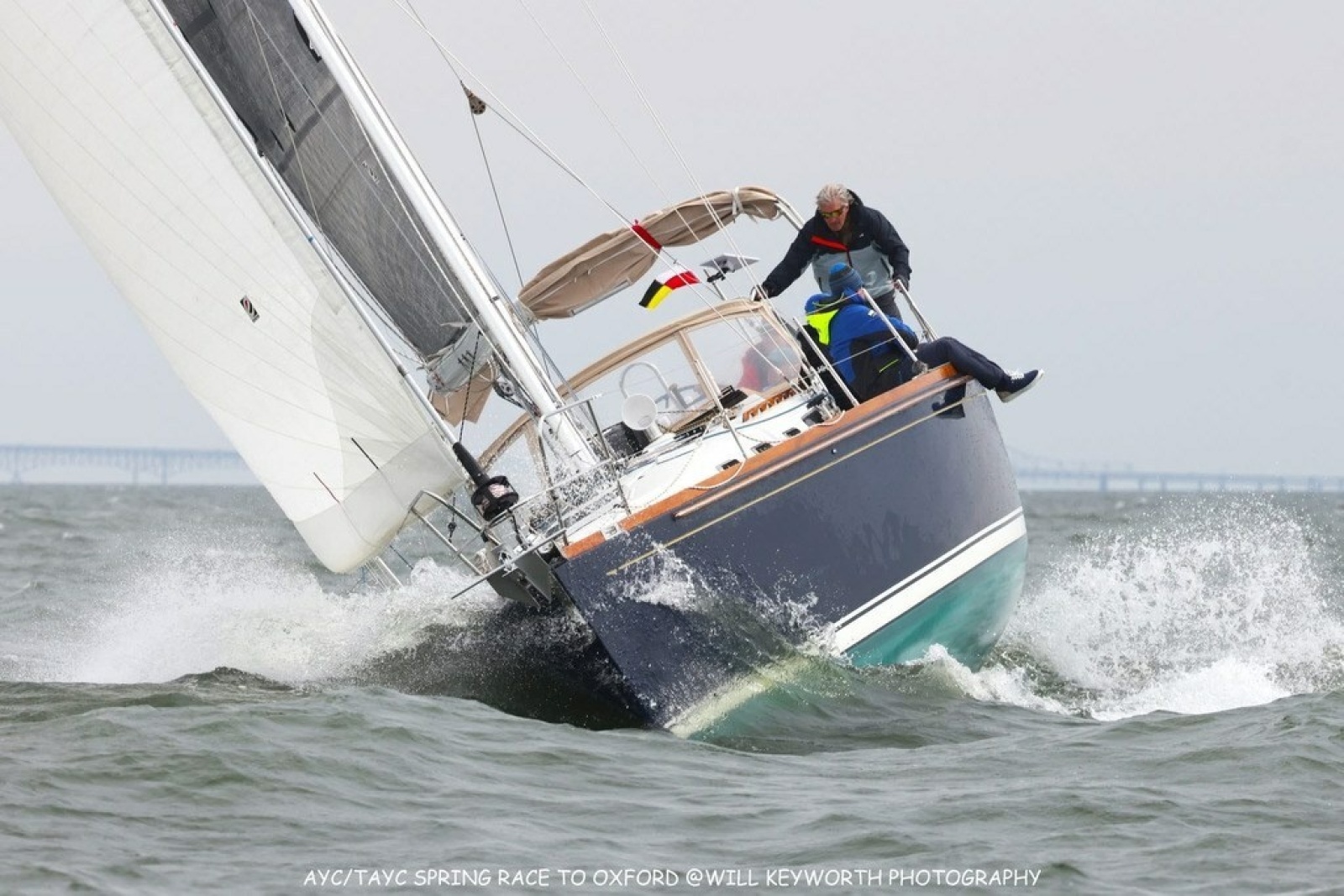 2005 Sabre 426