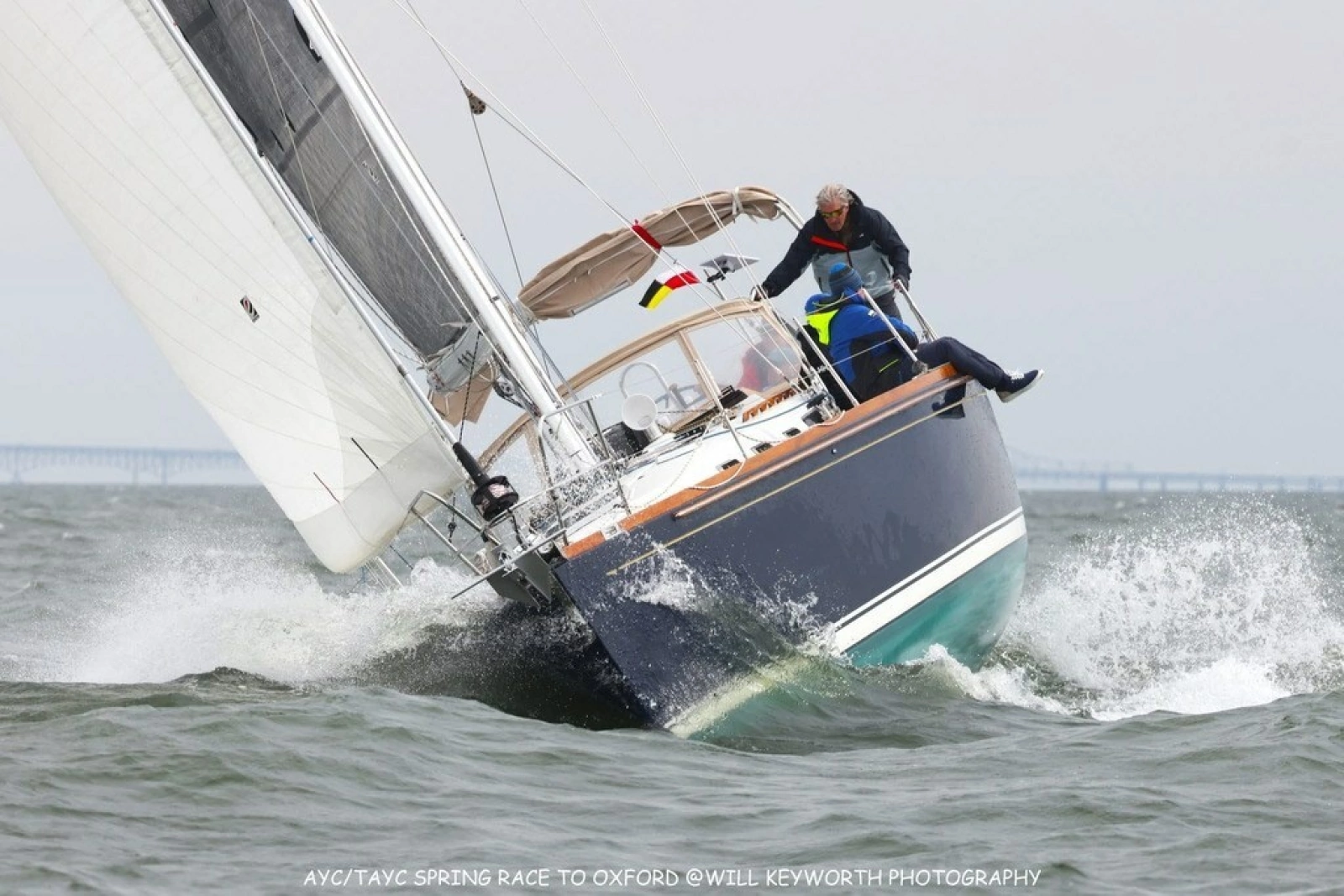 2005 Sabre 426