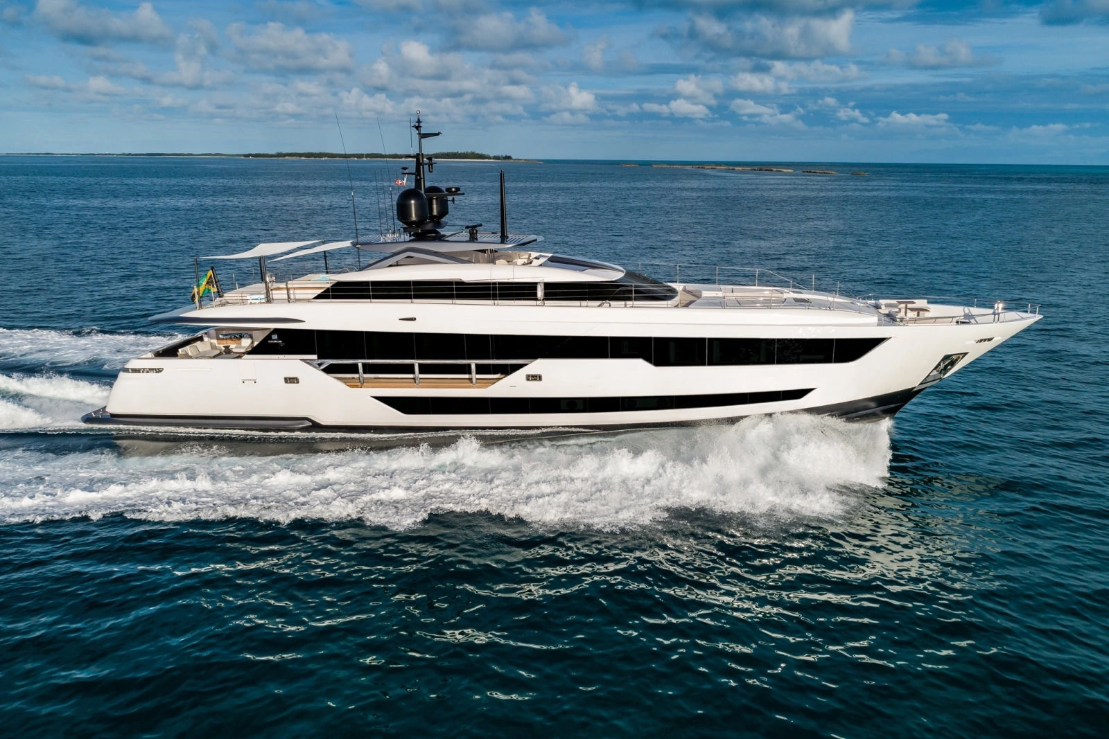 2024 Custom Line 120