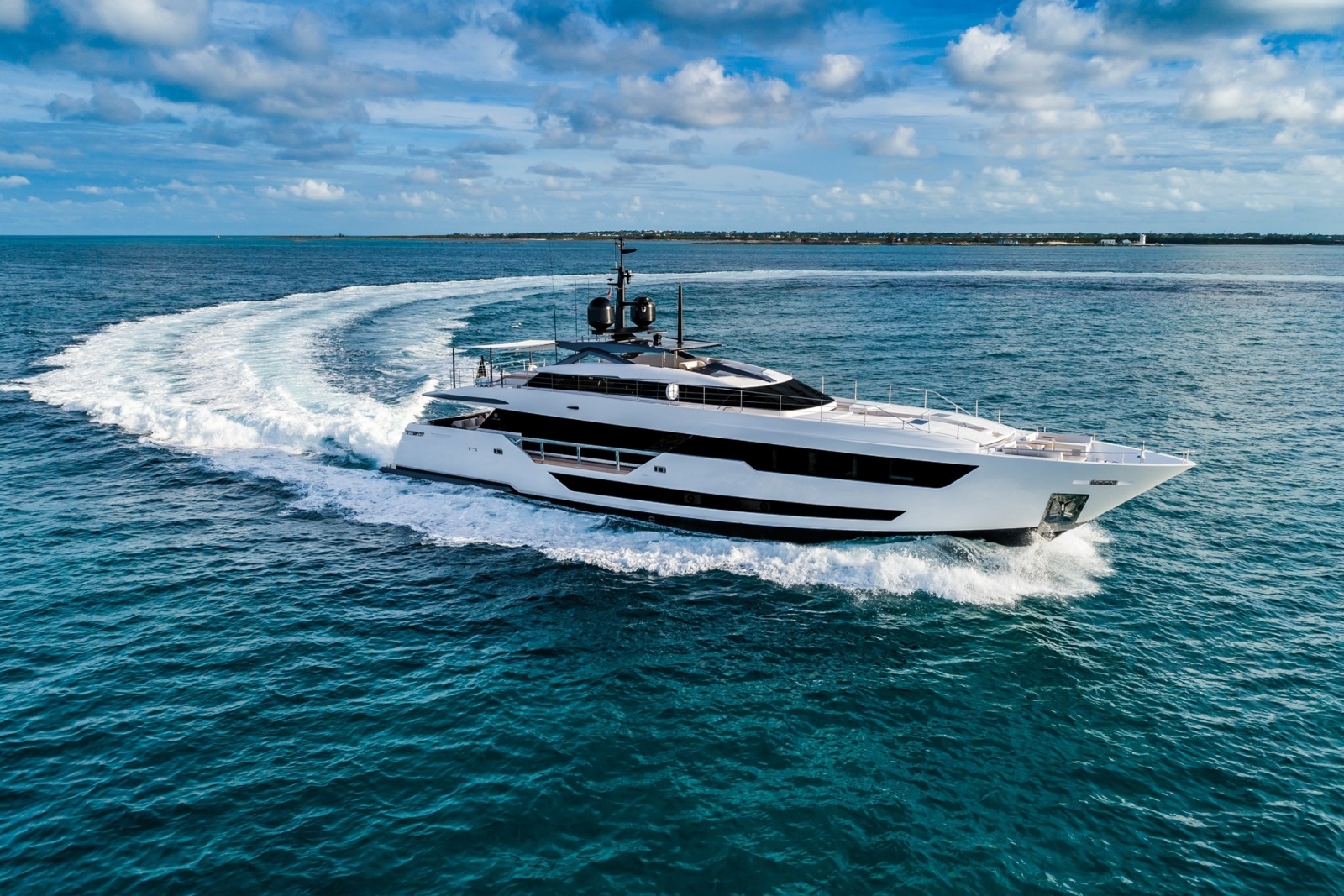 2024 Custom Line 120