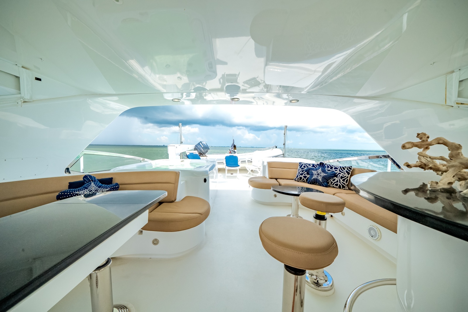 2008 Hatteras 