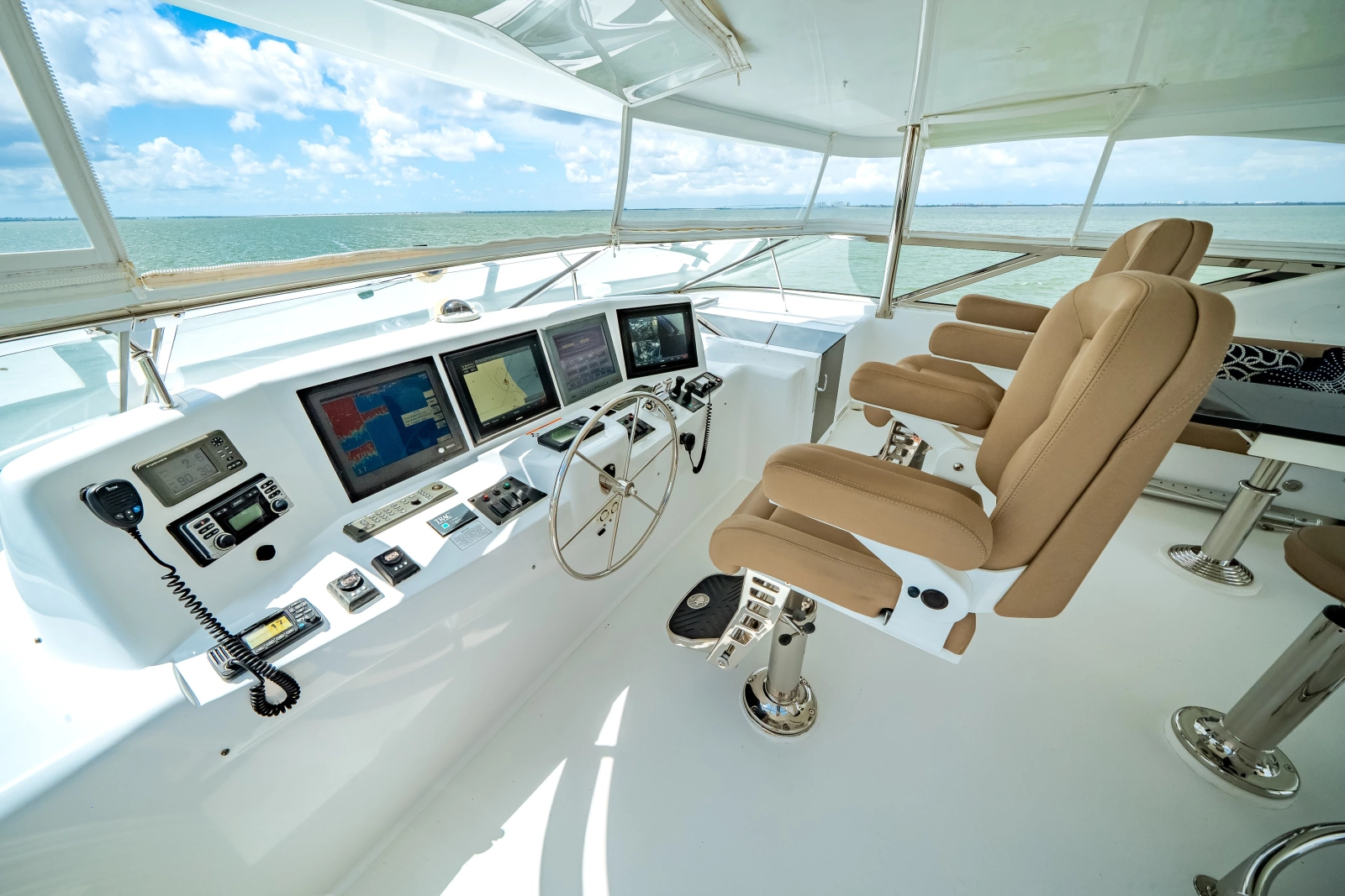 2008 Hatteras 