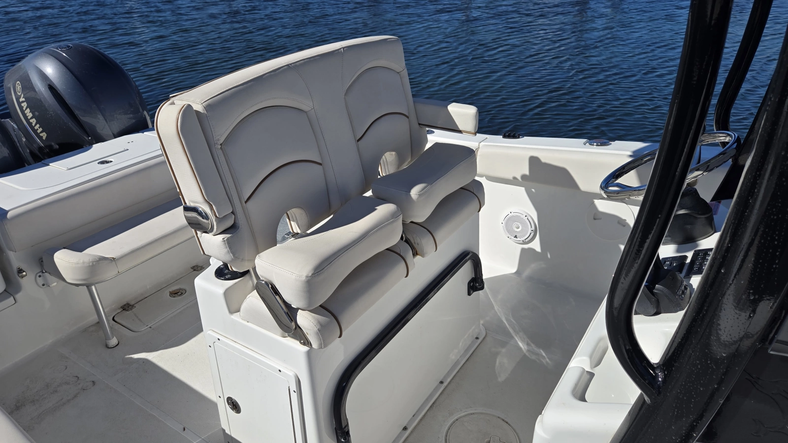 2021 Sea Hunt Gamefish 25