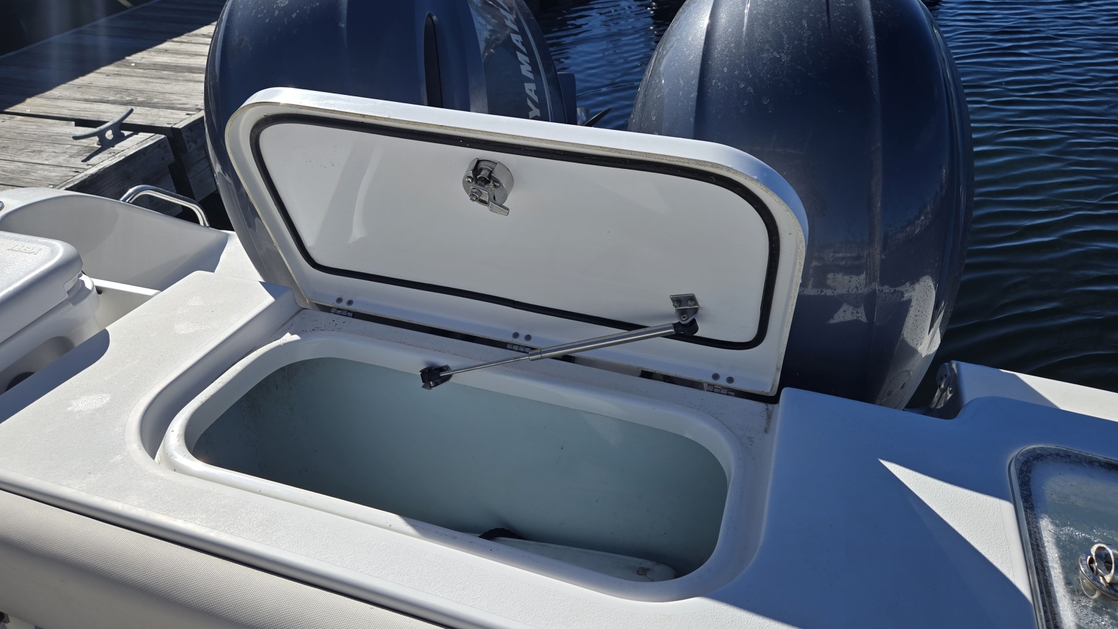 2021 Sea Hunt Gamefish 25
