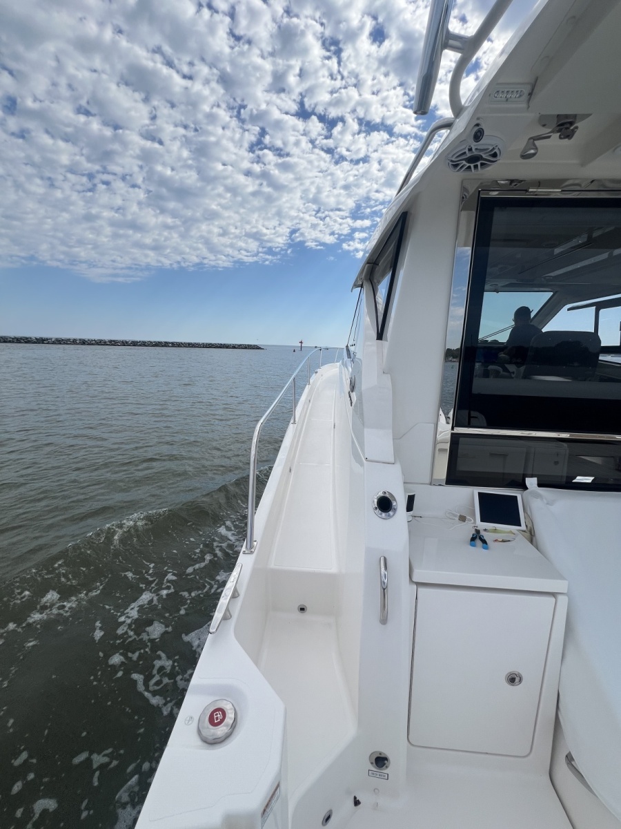 2025 Pursuit OS 445 Offshore