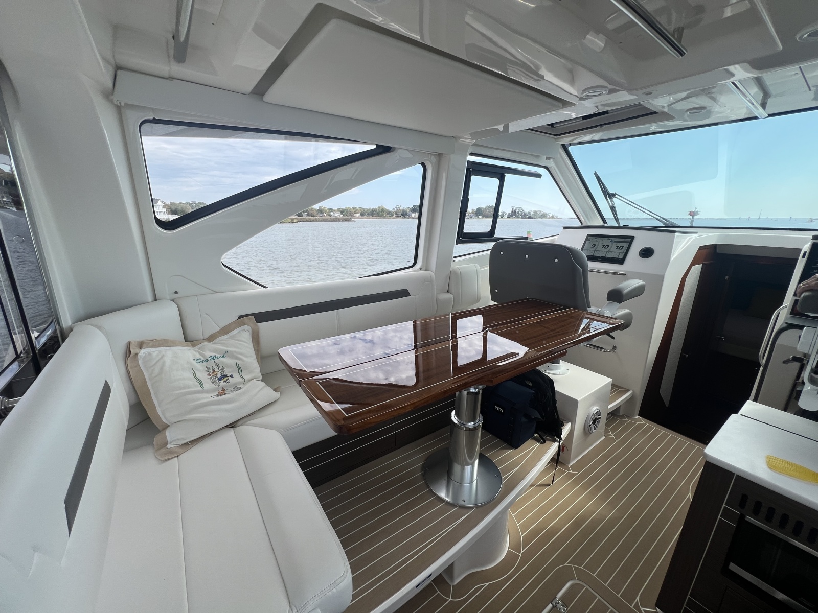 2025 Pursuit OS 445 Offshore