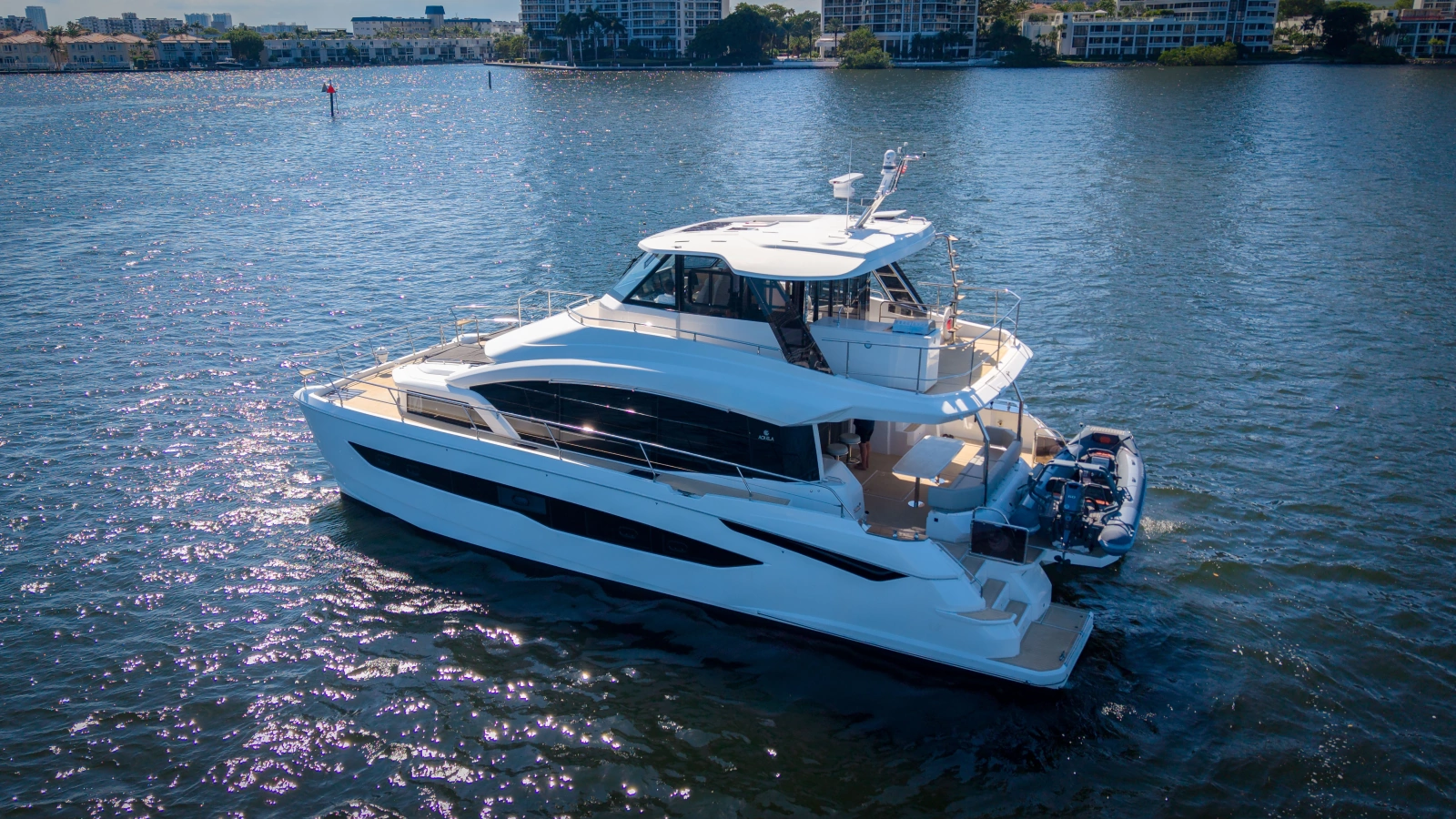 2025 Aquila 54 Yacht
