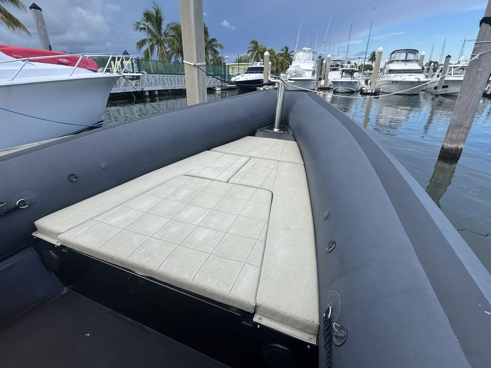 2023 Seawater Phantom 280