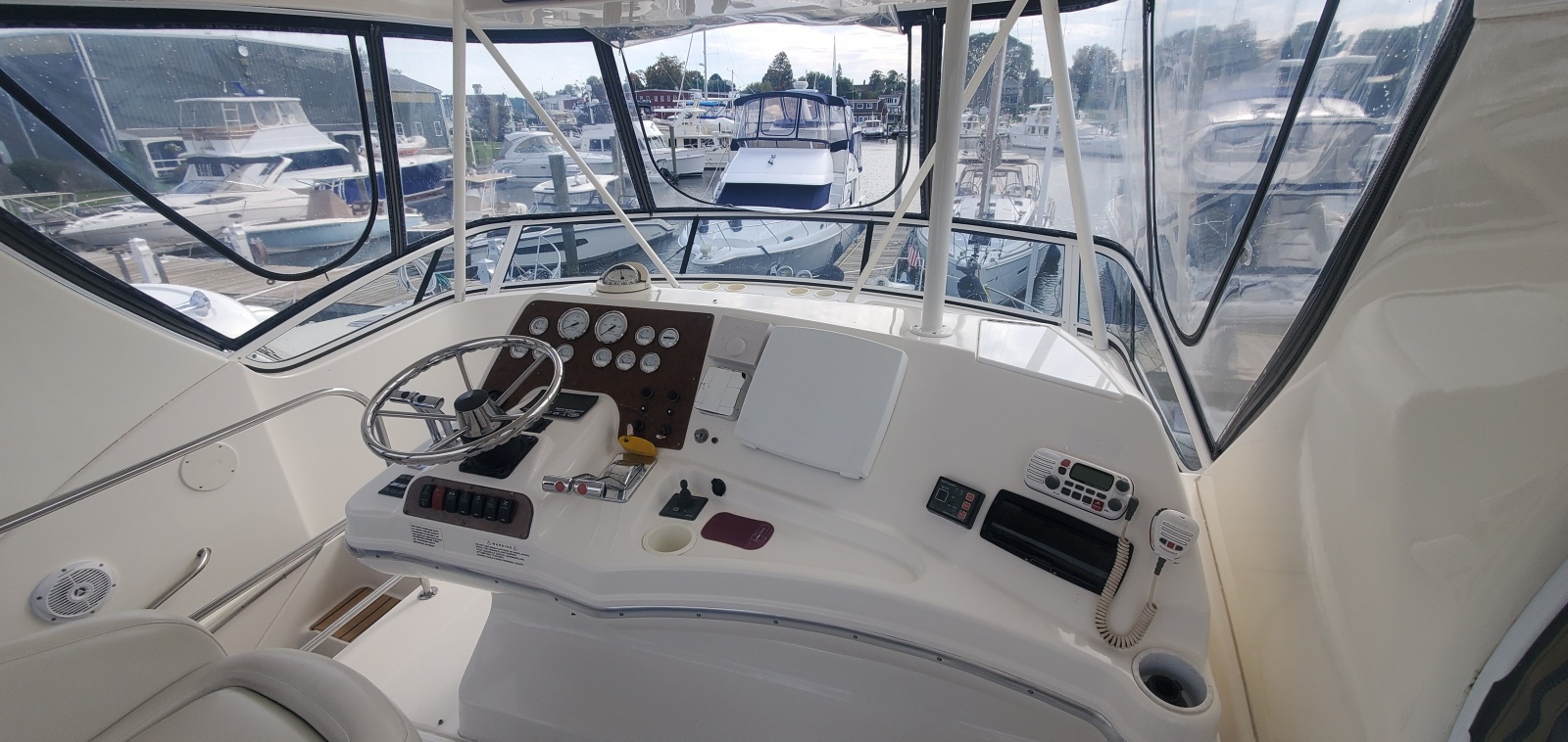 2003 Silverton 38 Convertible