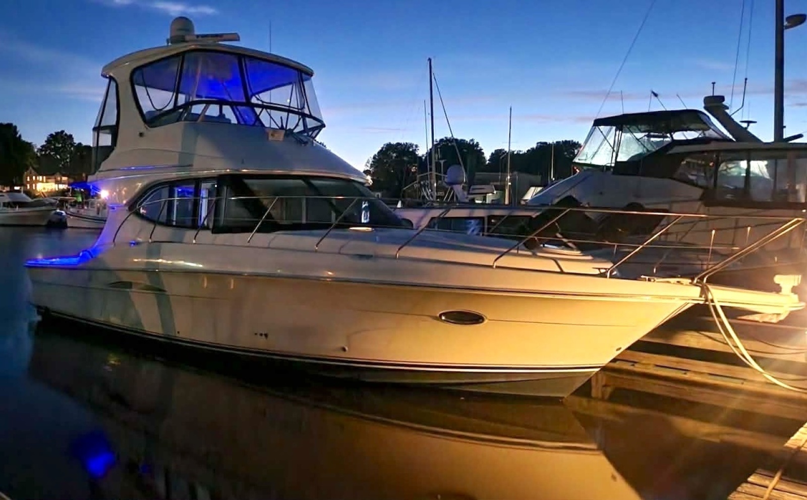 2003 Silverton 38 Convertible