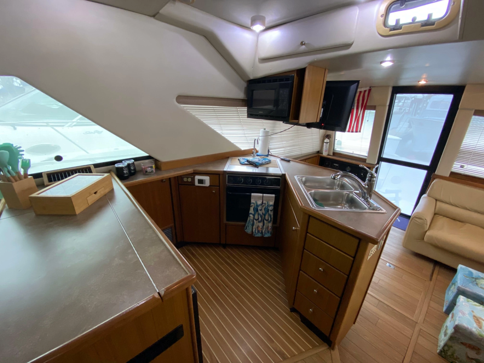 2001 Bayliner 3988 Motoryacht