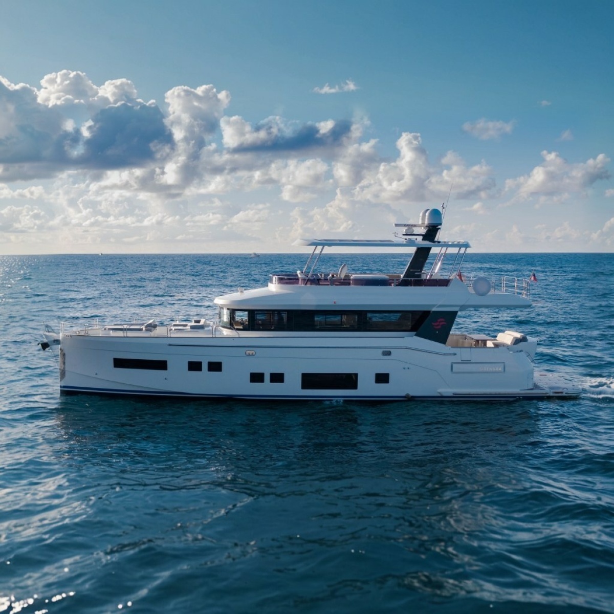2021 Sirena 64