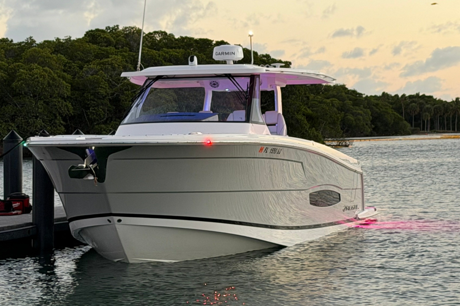 2020 Regal 38 SAV