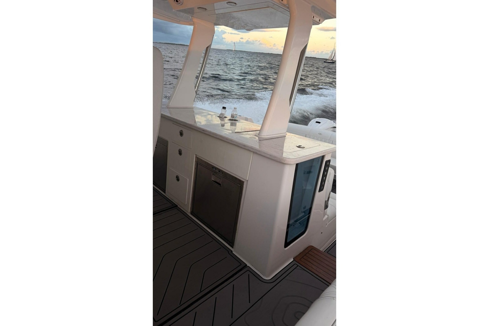 2020 Regal 38 SAV