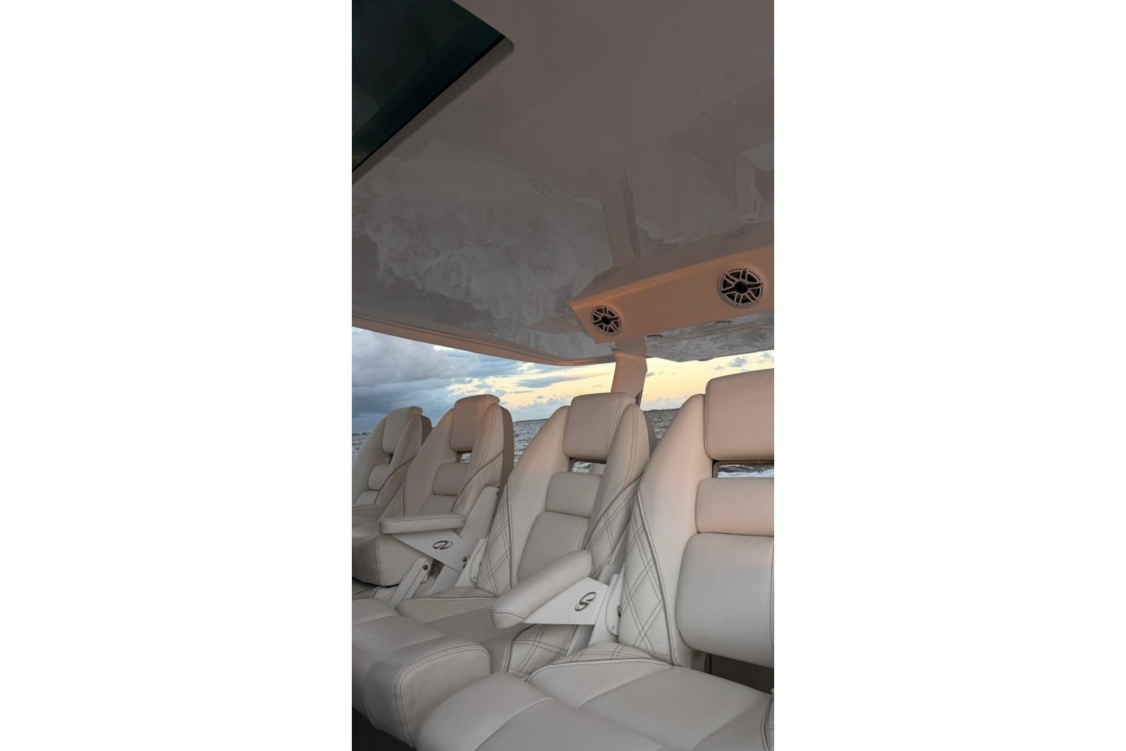2020 Regal 38 SAV