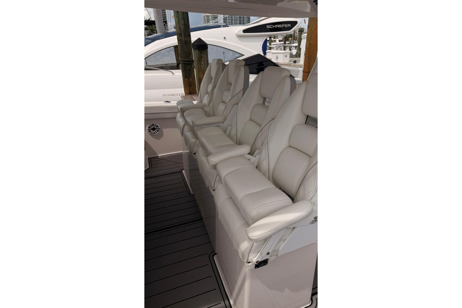 2020 Regal 38 SAV