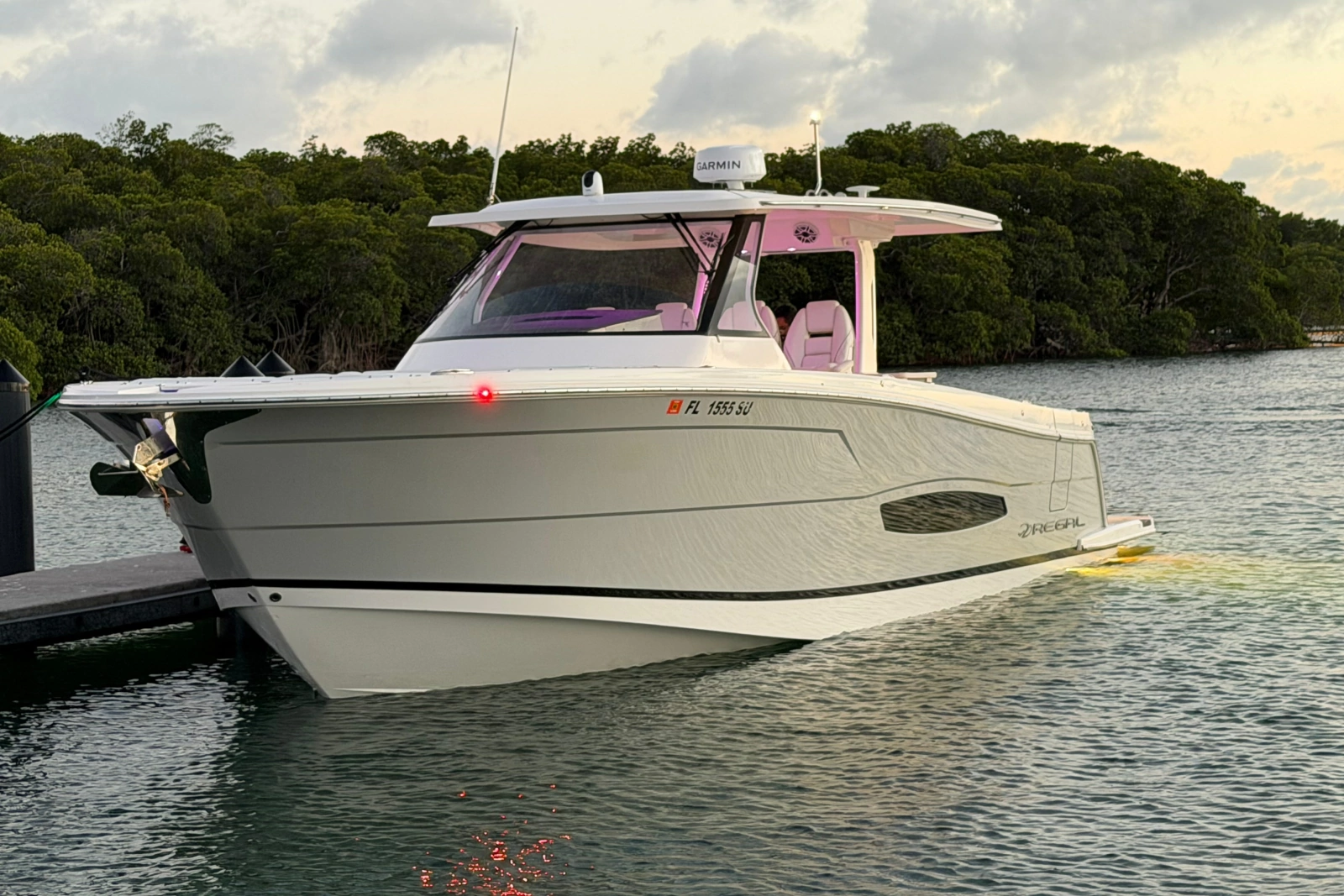 2020 Regal 38 SAV