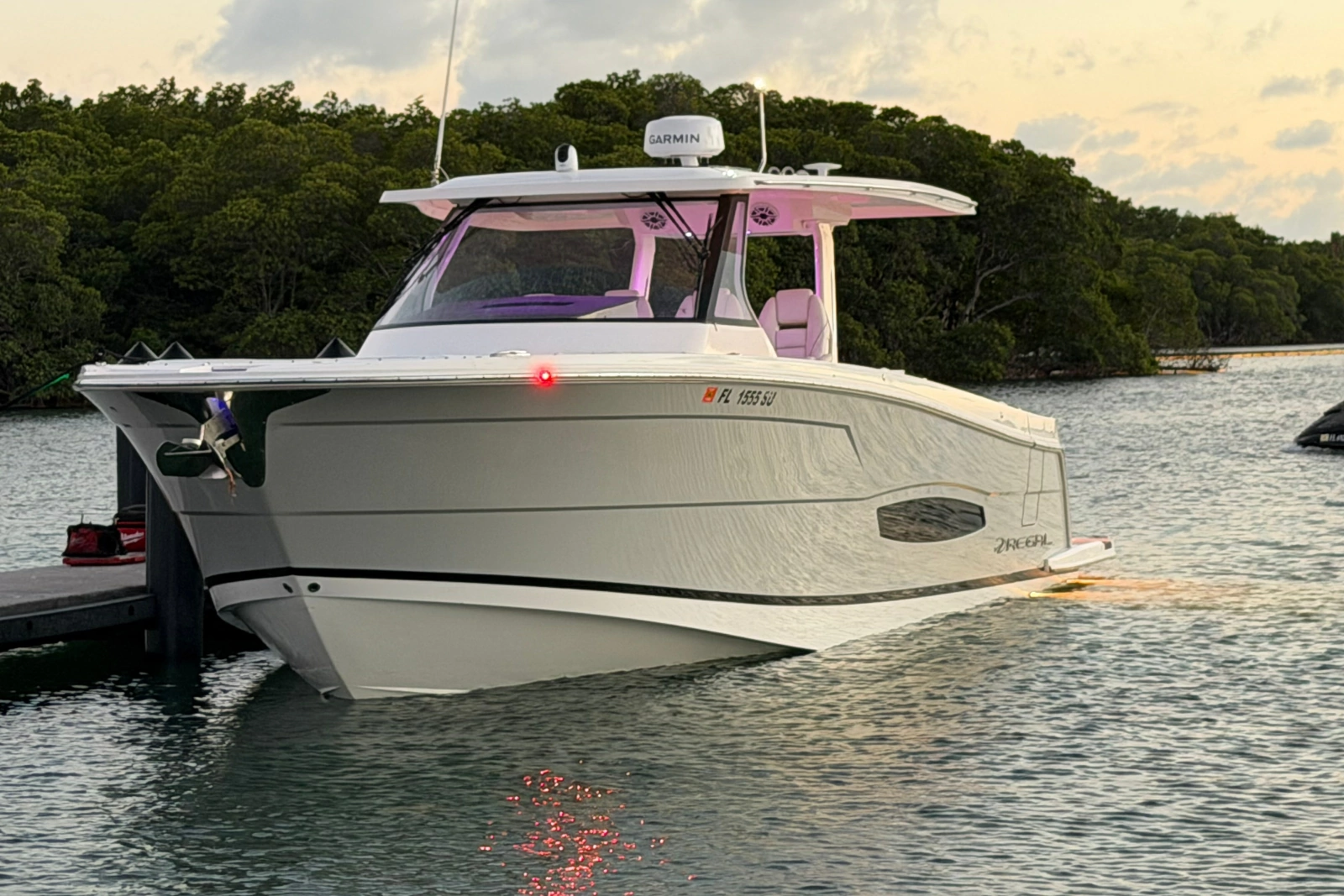 2020 Regal 38 SAV