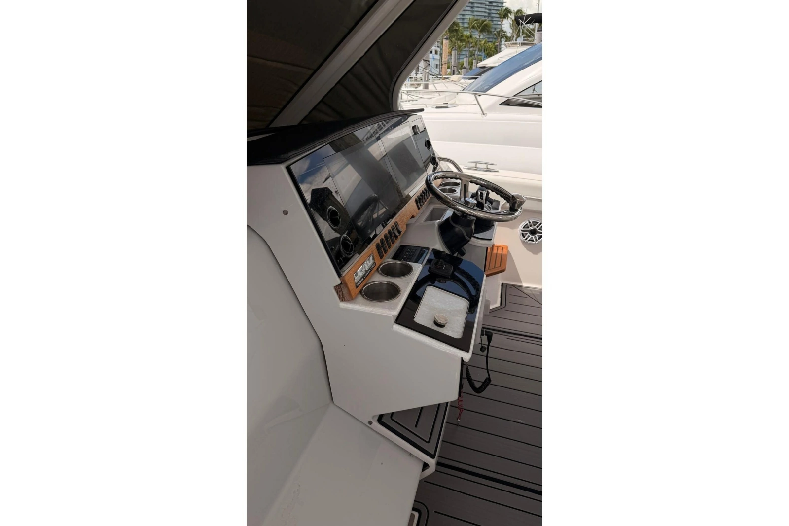 2020 Regal 38 SAV