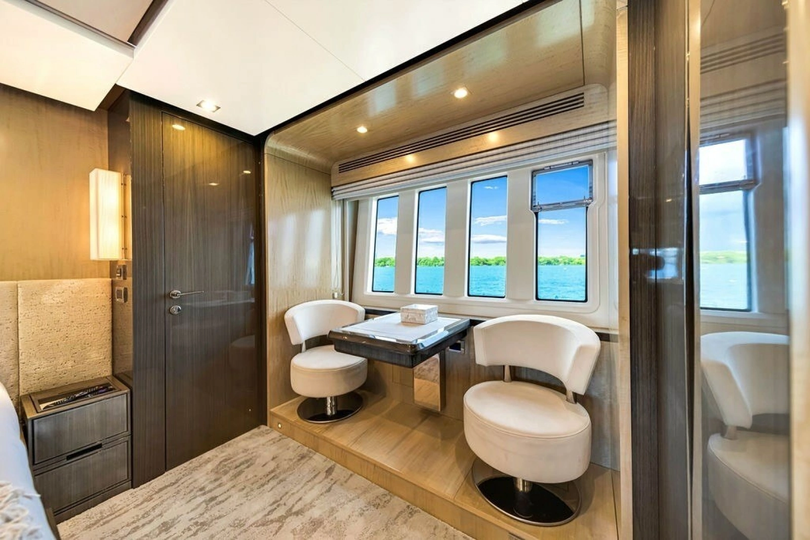 2017 Azimut 84