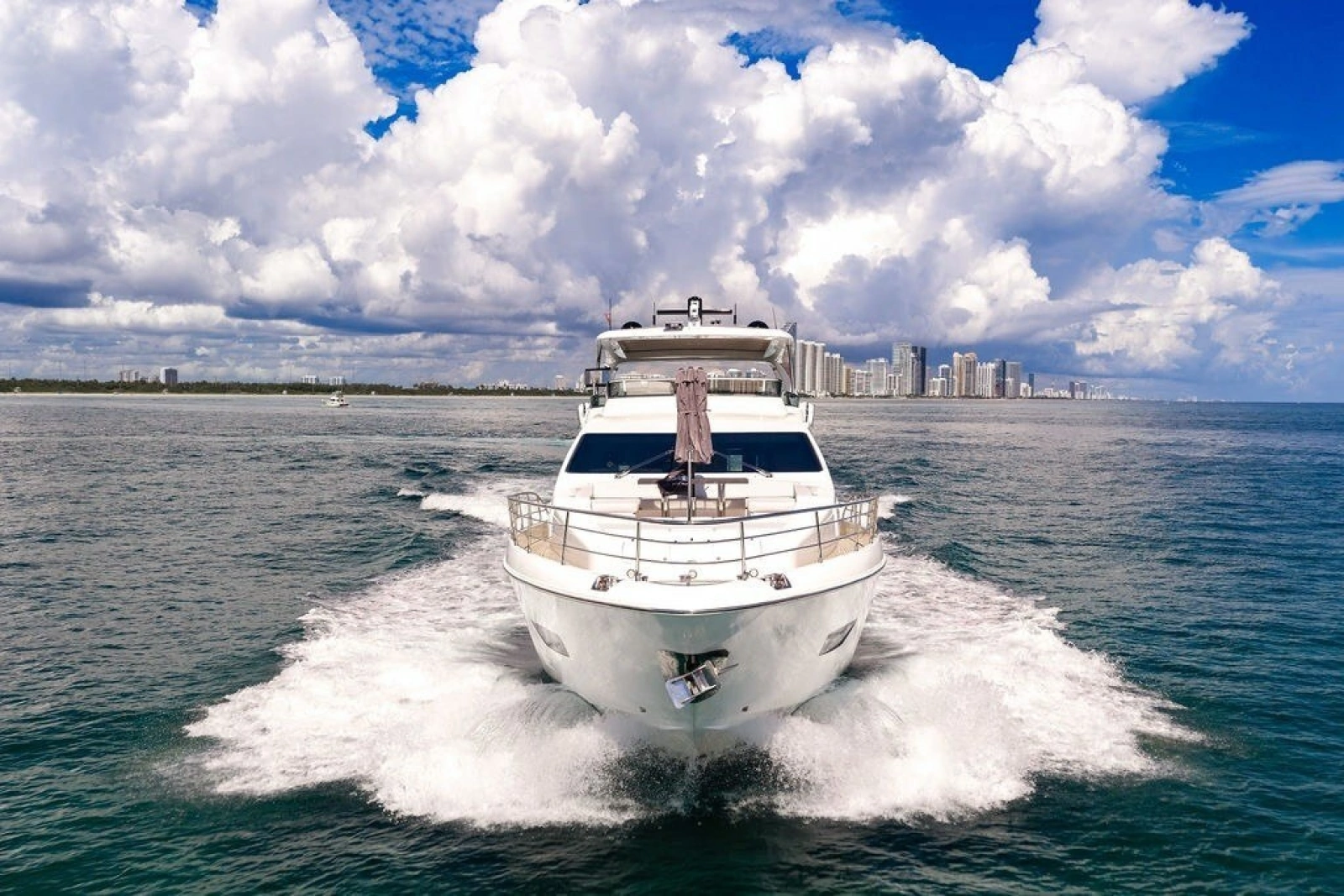 2017 Azimut 84