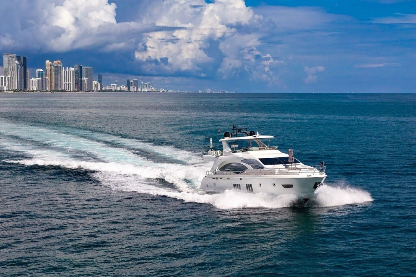2017 Azimut 84