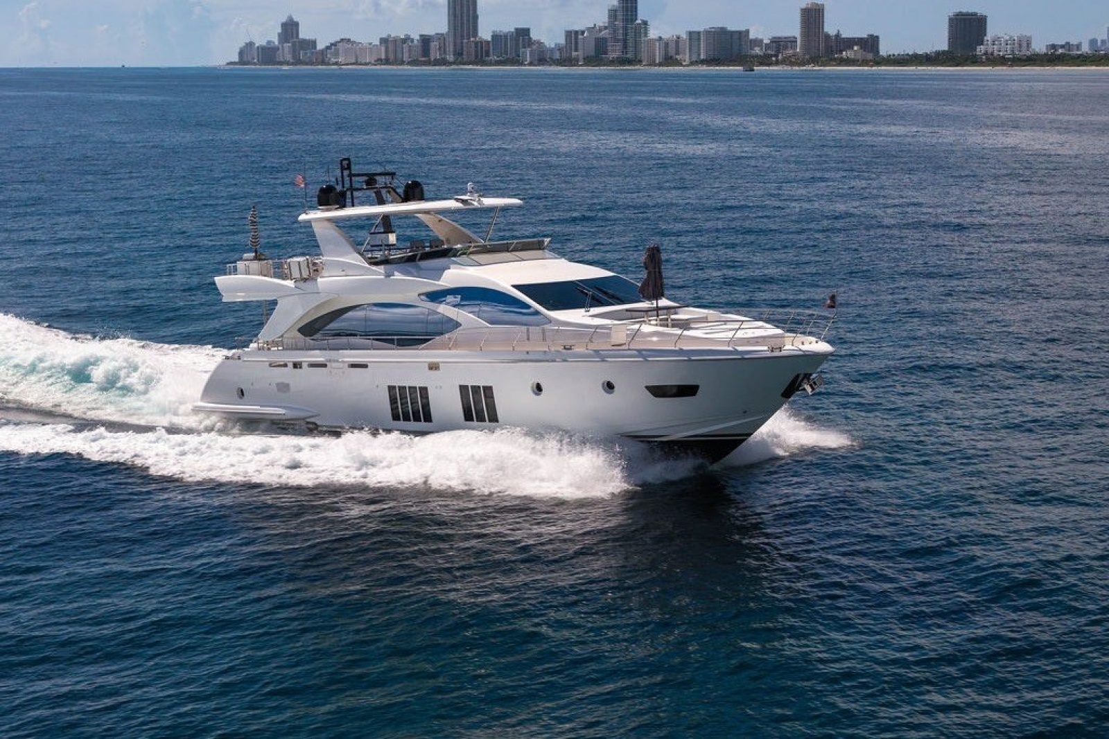 2017 Azimut 84