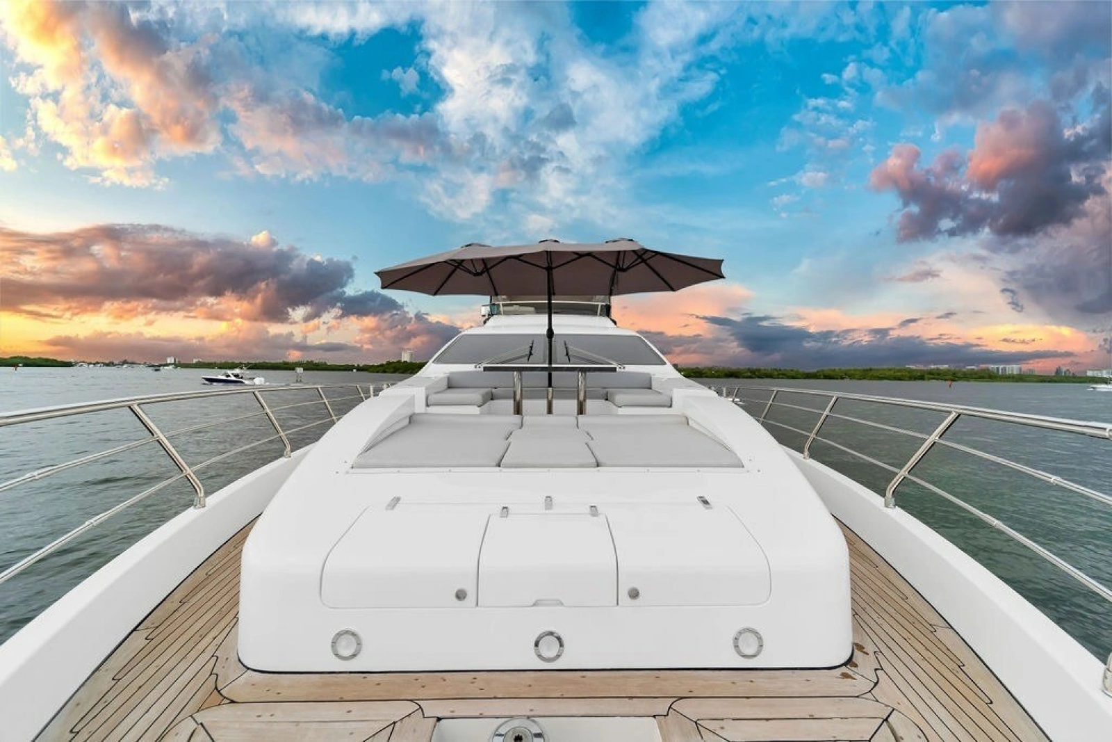2017 Azimut 84