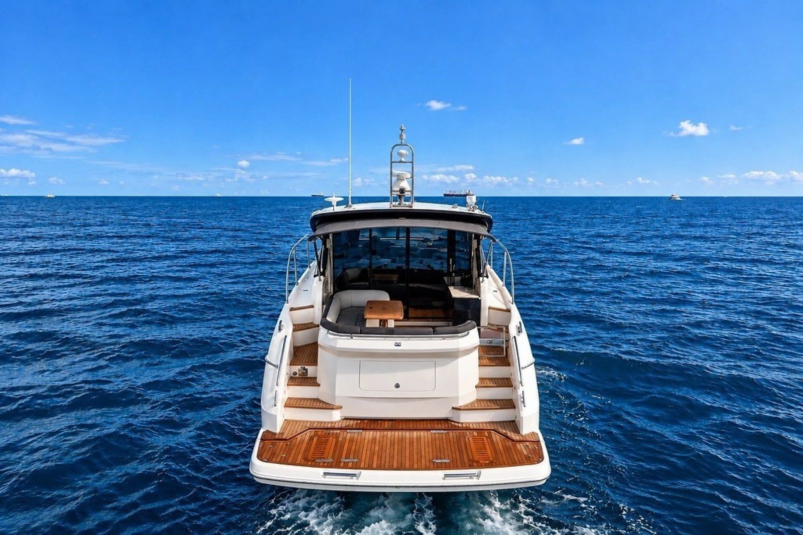 2015 Princess V48