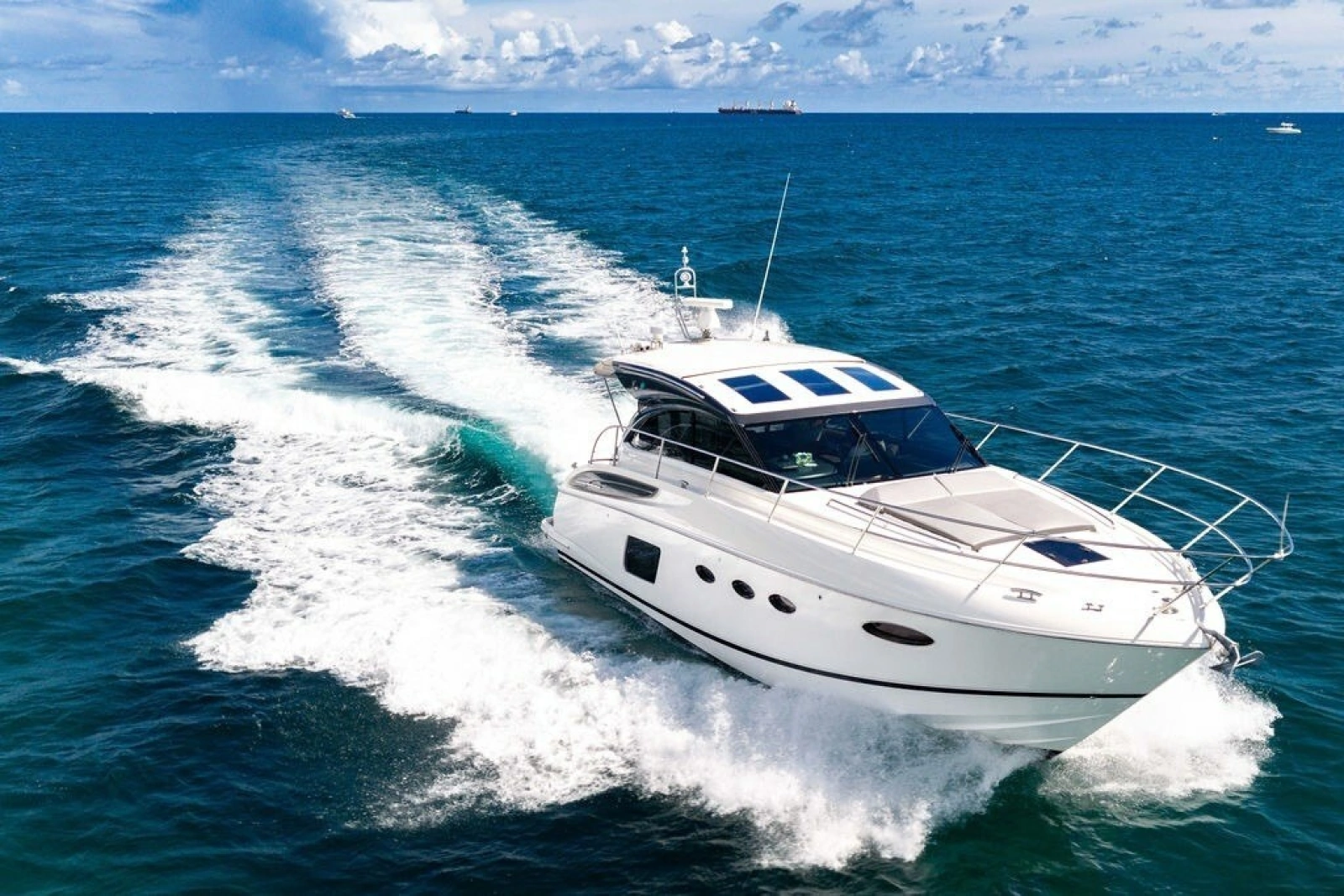 2015 Princess V48