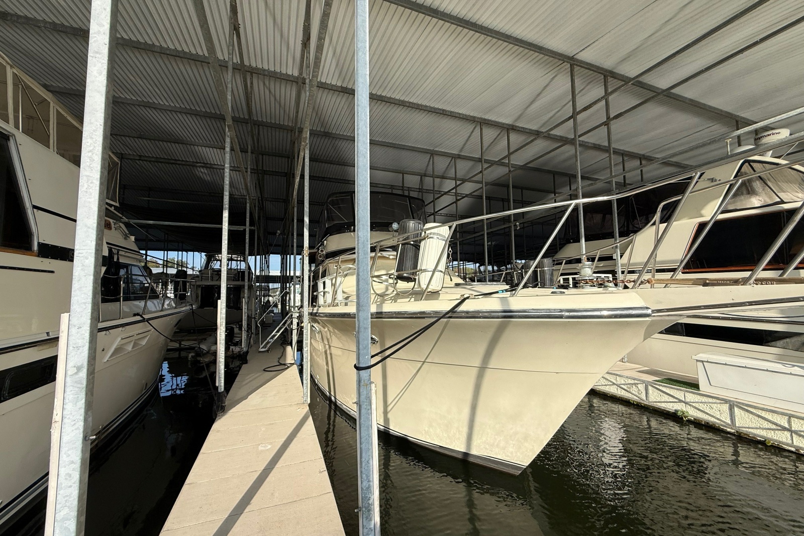 1988 Californian 45 Motor Yacht
