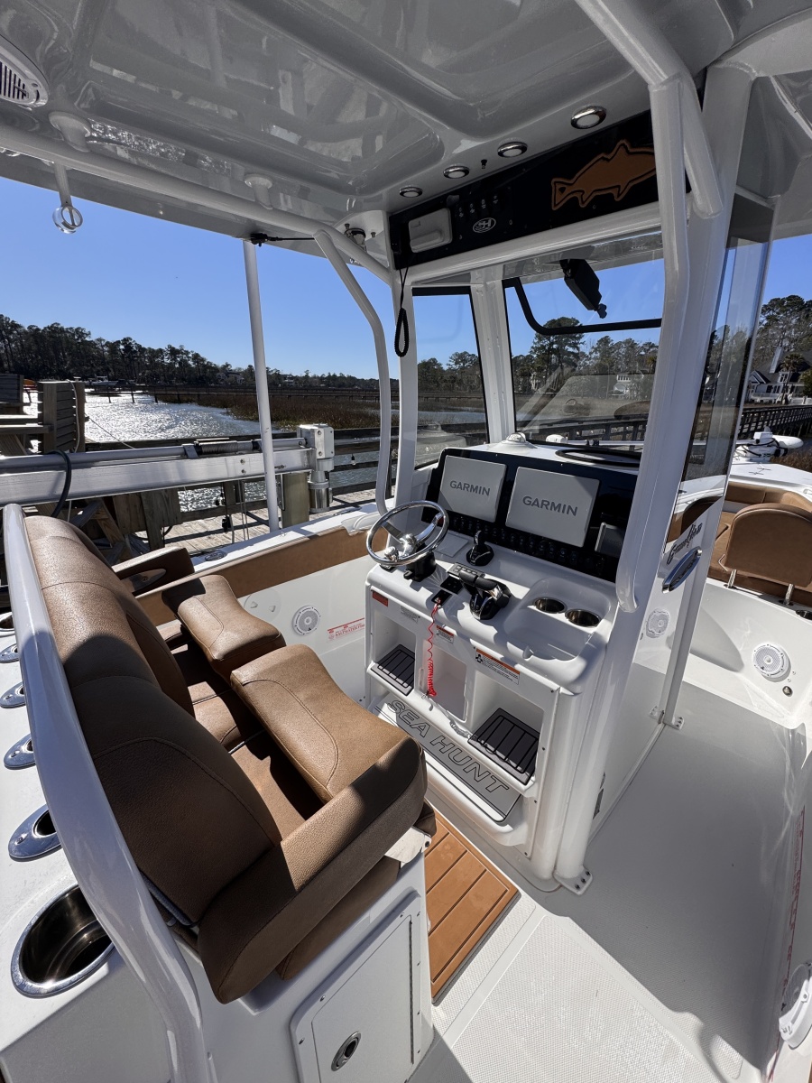 2023 Sea Hunt Gamefish 27FS
