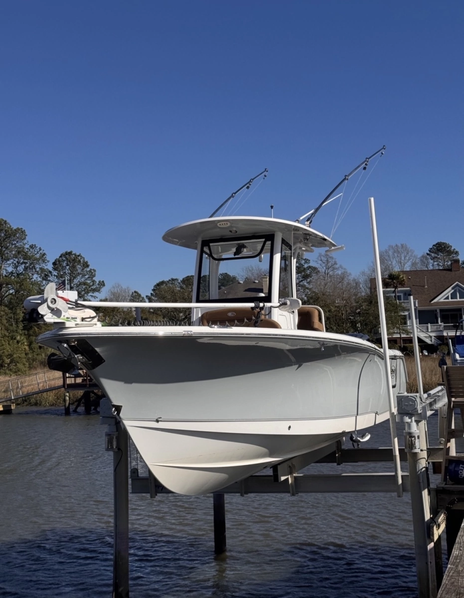 2023 Sea Hunt Gamefish 27FS
