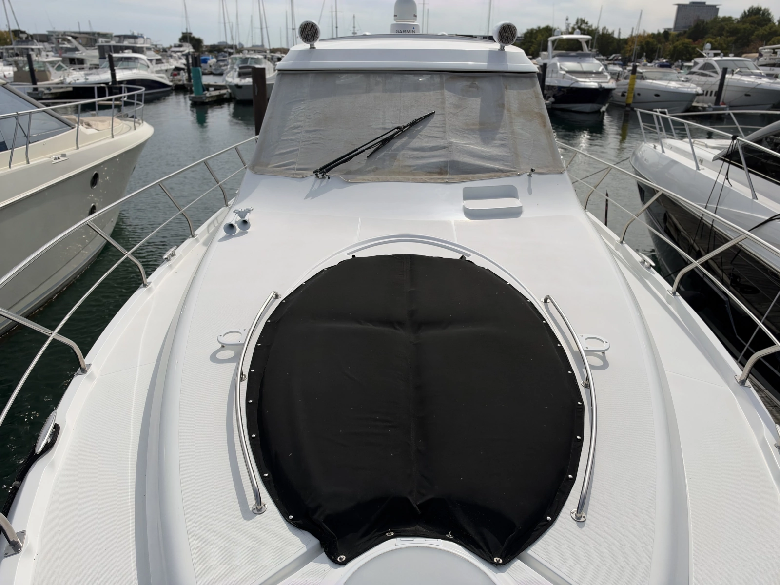 2011 Cruisers Yachts 48 Cantius