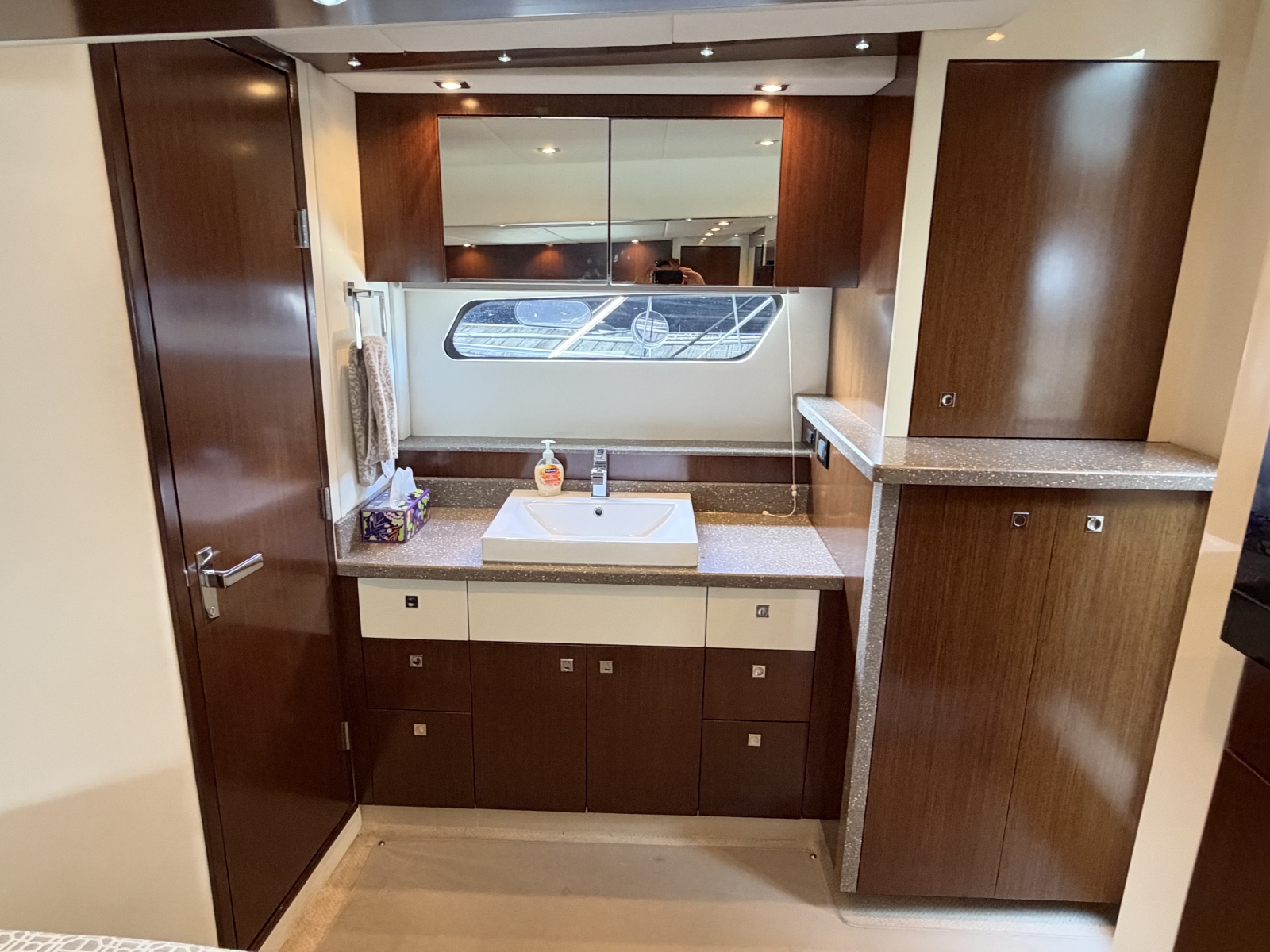 2011 Cruisers Yachts 48 Cantius — Andiamo