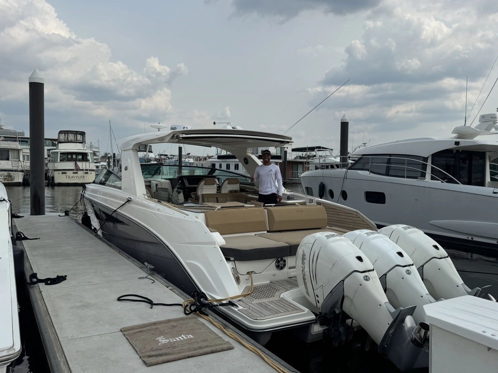 2019 Sea Ray 