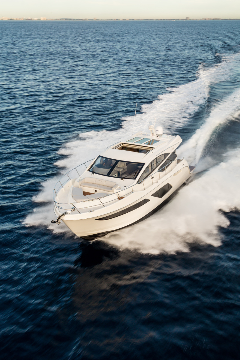 2018 Sea Ray L550