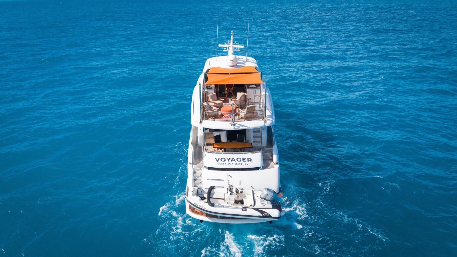 2006 Lazzara Yachts Skylounge — VOYAGER