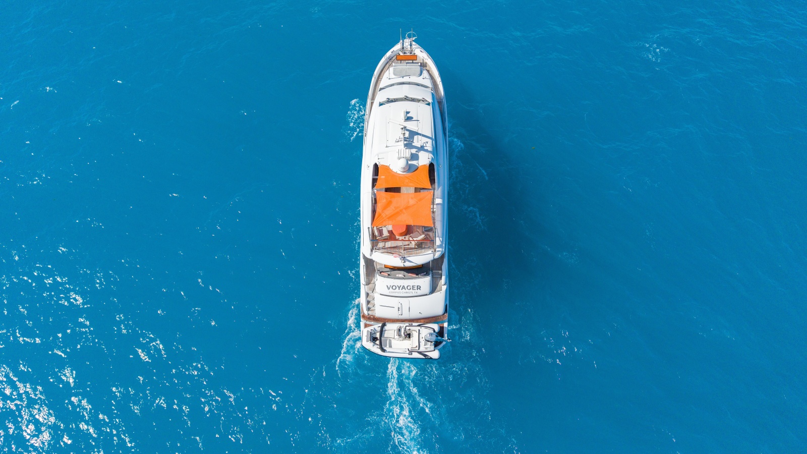 2006 Lazzara Yachts Skylounge — VOYAGER