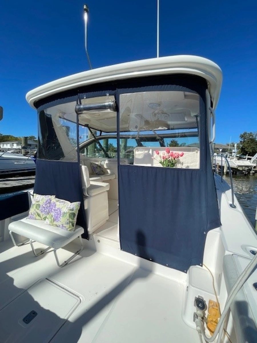 2004 Tiara Yachts 3200 Open